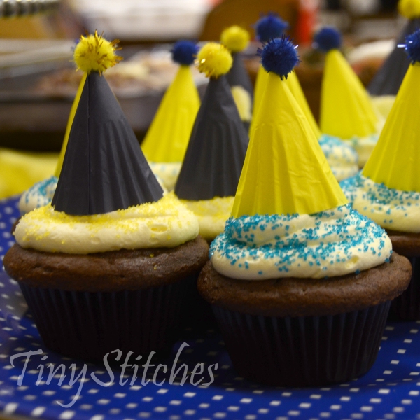Party Hat Blue and Gold Cupcakes